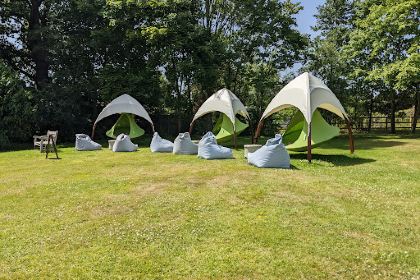 Stirrups Bar & Restaurant