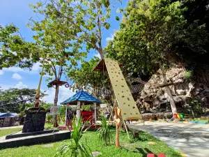 WISATA GOA BATU TUNGGAL