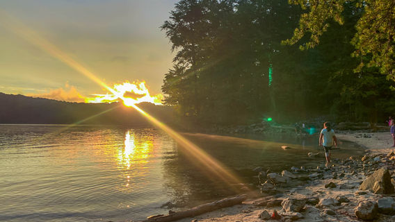 Devils Fork State Park