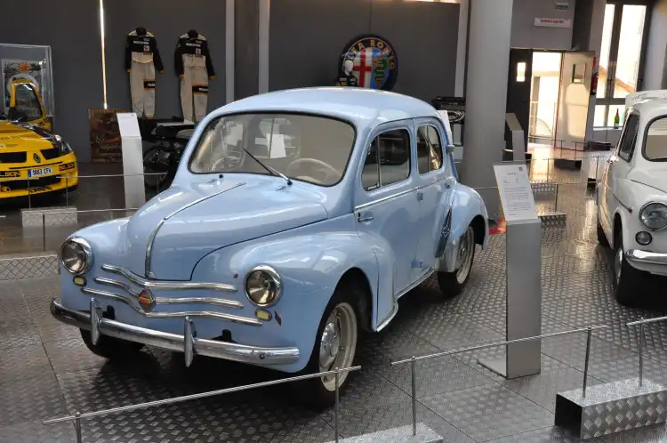 Hotels in der Nähe von Museum of Automotive History