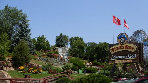 Pirate's Cove Adventure Golf