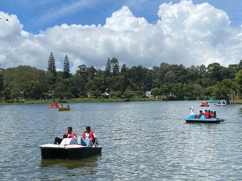 Yercaud Lake & Boat House (Emerald Lake)