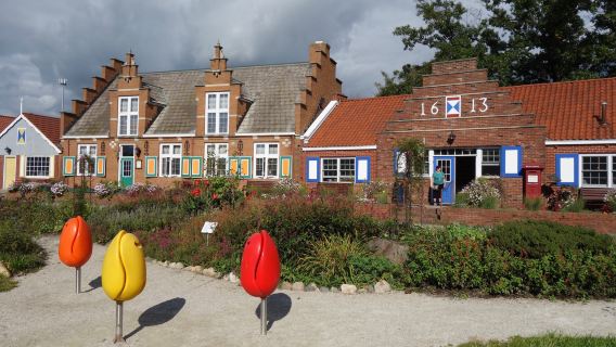 pulang pergi dari Chicago, AS | perjalanan satu hari ke Pulau Kincir Angin + Desa Belanda