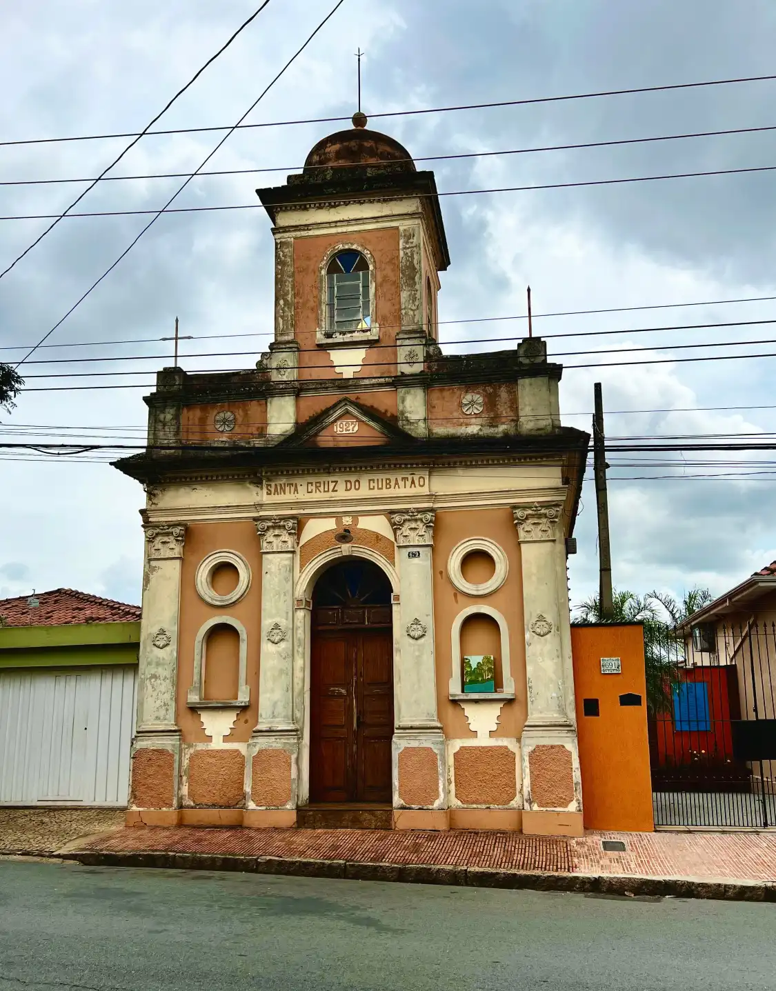 Hotels near Cubatão Chapel