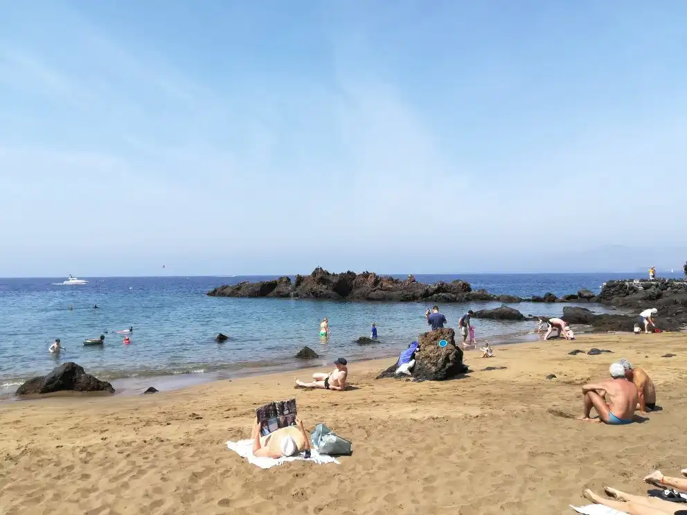 Hotels near Playa Chica Beach