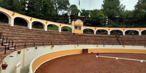 Plaza de Toros Provincia Juriqulla