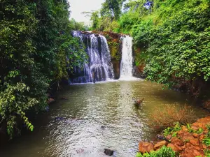 Kachanh Waterfall