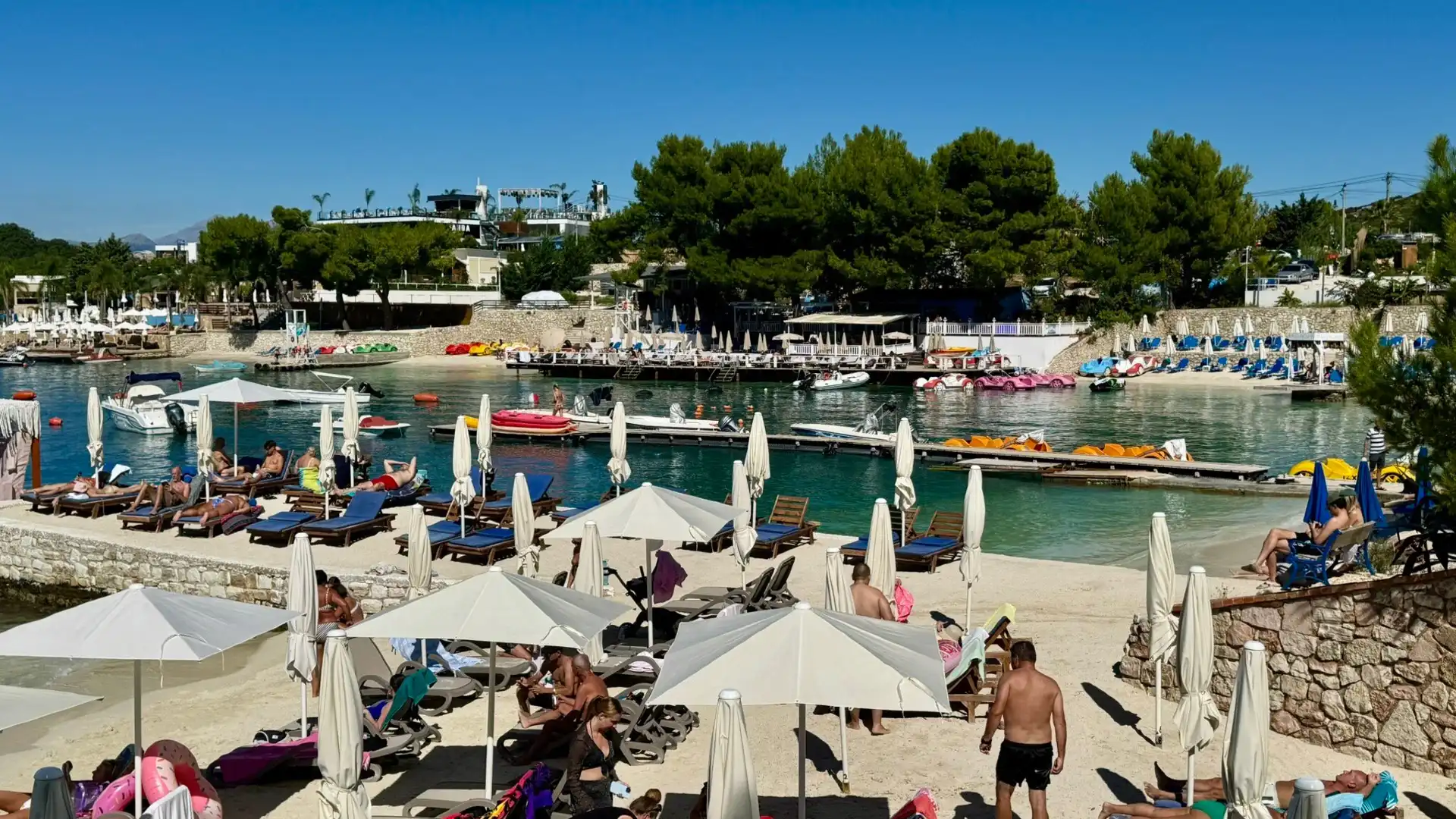 Hotels near Ksamil