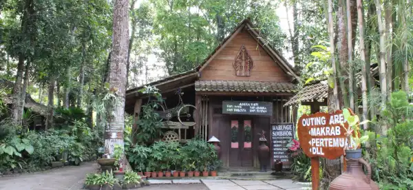 Καταλύματα MAXONE σε Sleman Regency