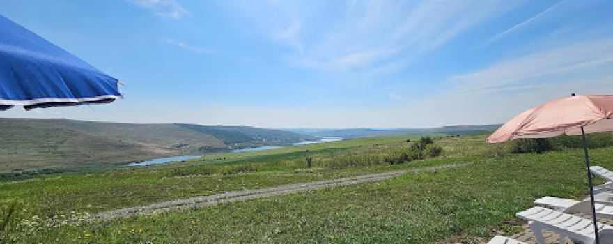 Piscina Lake View Campenesti