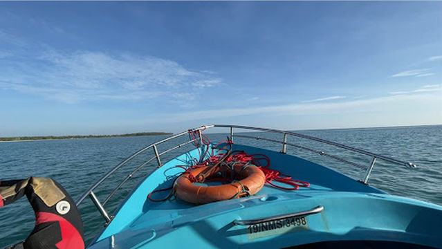 Vijayakanth Glass Boat Service