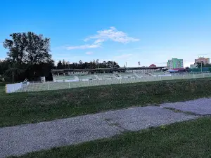 Futbalový štadión na Záhradkách