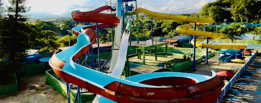 Recanto das Águas Parque Aquático