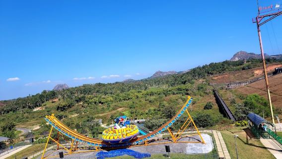 Karapuzha Dam, Adventure Park & Garden