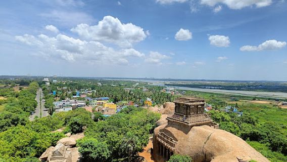 Mamallapuram Light House