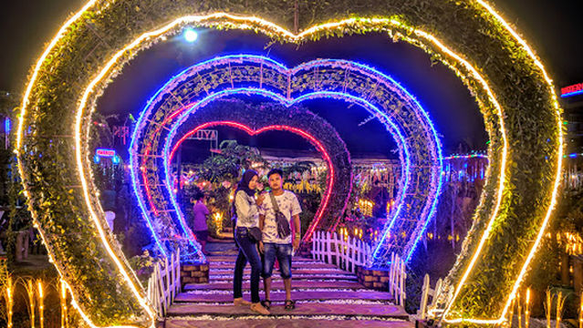 Kolam Renang Ayu Rezeki