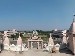 VIRAGODAYA TIRTH DHARMDHAM DIGEMBER JAIN ATISHAYA KSHETRA PATHARIA