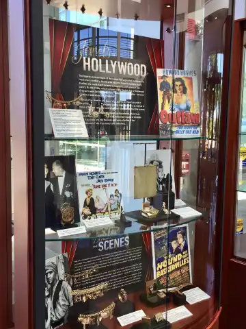 GIA Museum周辺のホテル