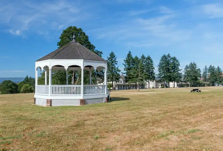 Hotels in der Nähe von Vancouver National Historic Reserve