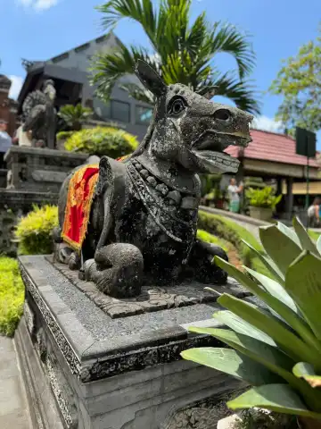 Hotels near قصر تيرتا جانجا