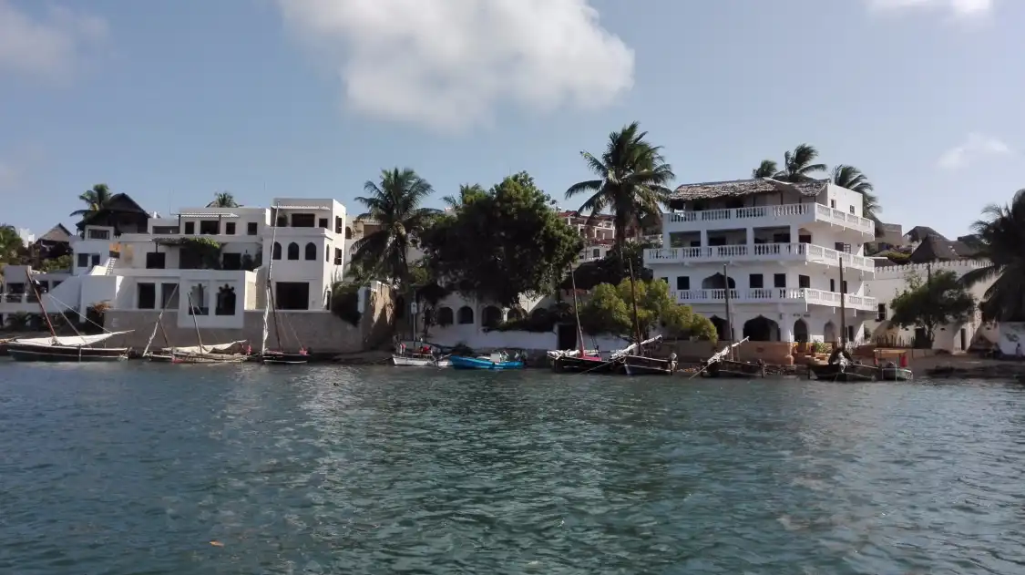 Hotels near Siyu Fort