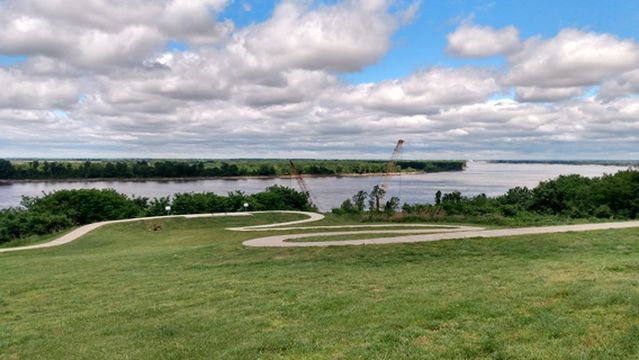 Форт Джефферсон Хилл Парк энд Мемориал Кросс