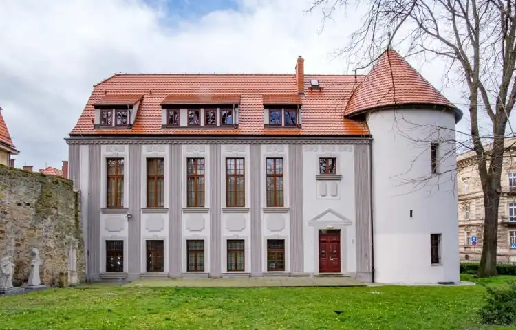 Hotels in der Nähe von Museum Bunzlauer Keramik