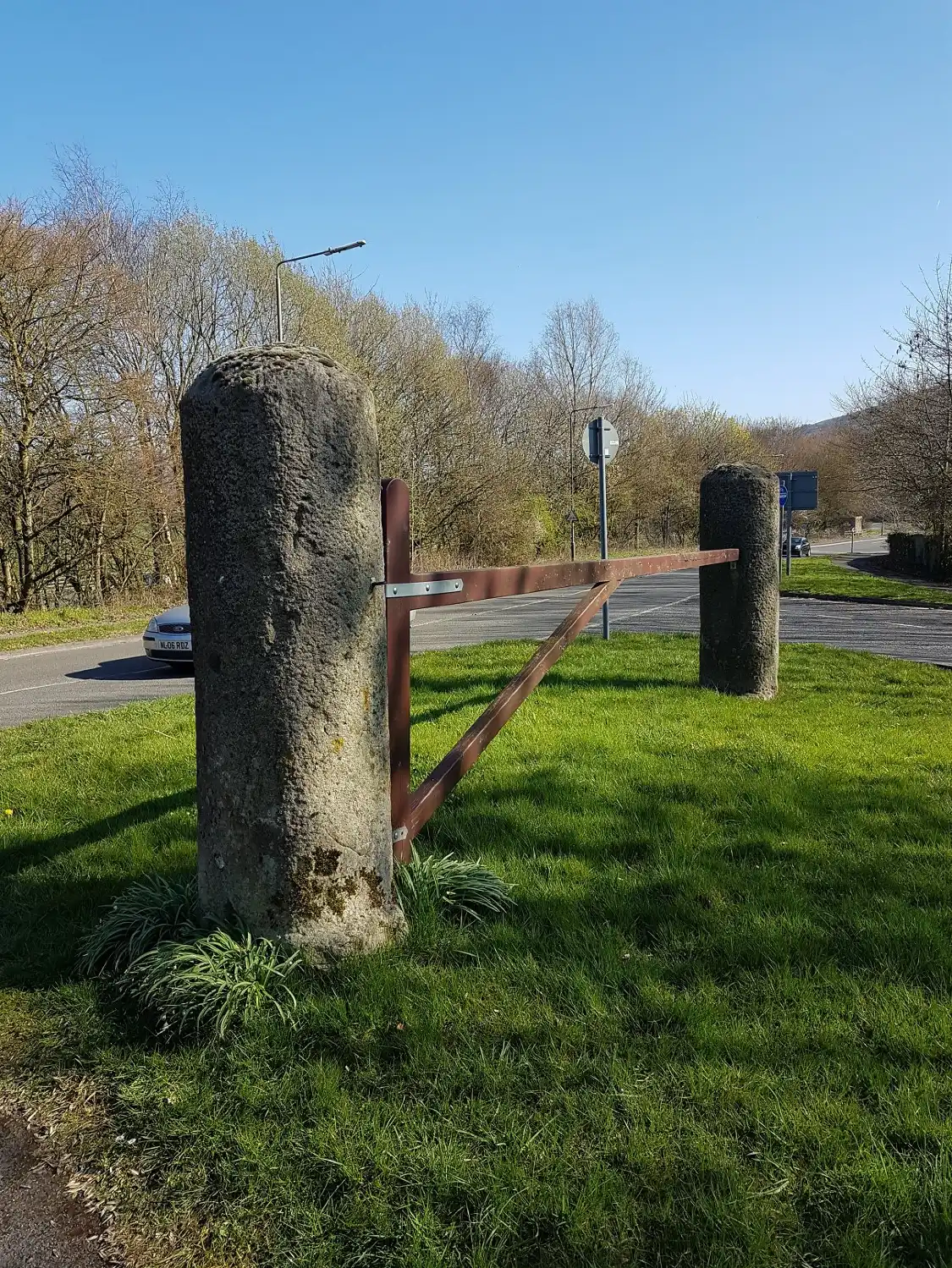 Hotels near Mytham Bridge Tollgates