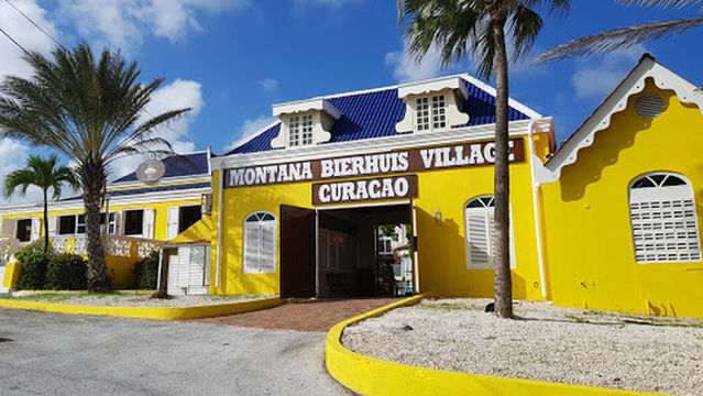 Montaña Bierhuis Village