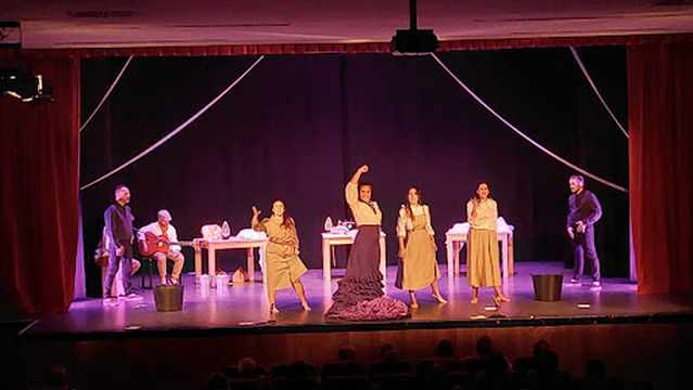 Compañía teatro andaluz Las 13 Rosas