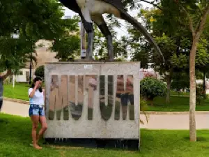 Estatua do Pássaro Mutum