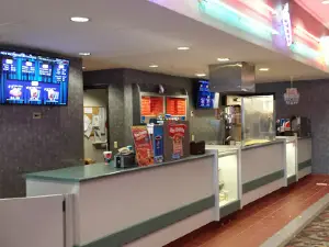 New Richmond 8 Theatre