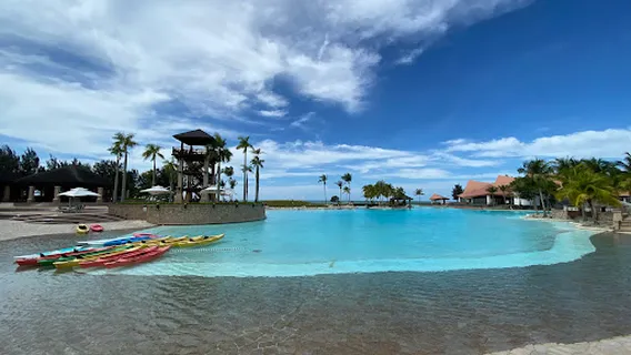 Grand Lagoon Pool