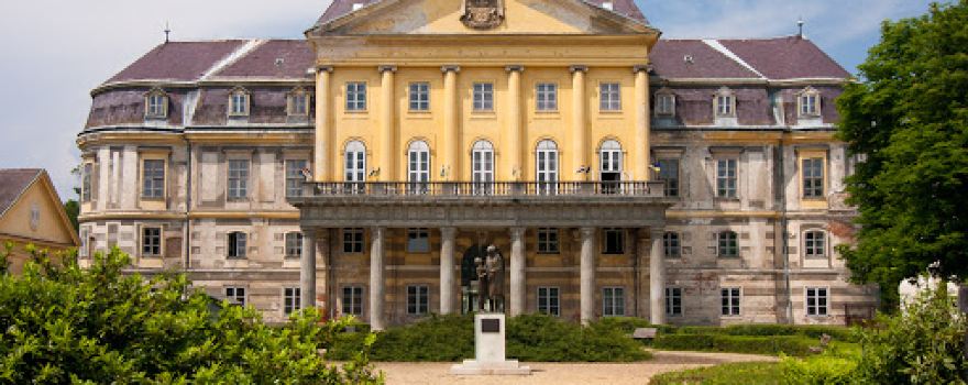 Dr László Batthyány-Strattman Museum
