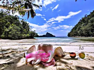 Teluk Triton Kaimana