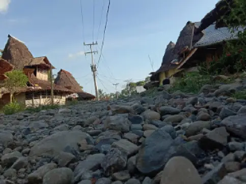 Wisata Rumah Adat Ombolata, Humenesiheneasi, Nias Utara