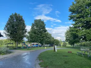 Whispering Hills Jellystone Park Camp Resort