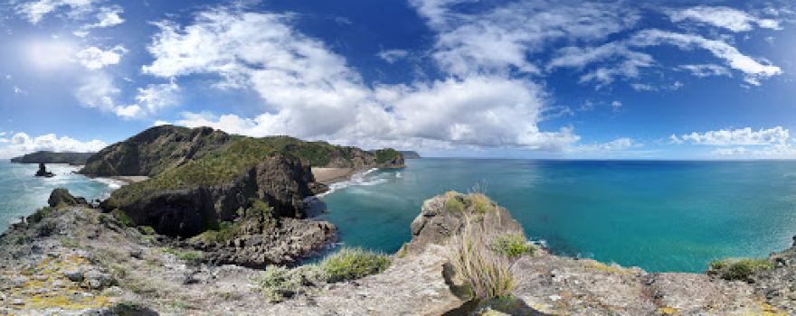 Whites Beach
