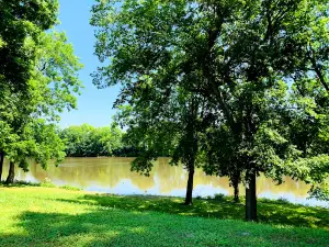 Bluff Landing Public Use Area