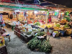 Klang Dong Market