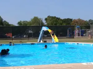 Hondo City Swimming Pool