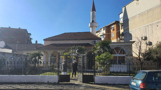 Xhamia e Tophanës