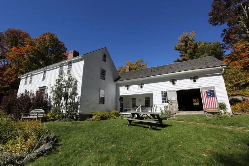 Hotels near Bidwell House Museum