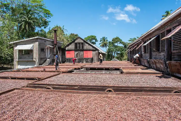 Các khách sạn gần Dougaldston Estate