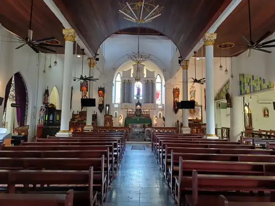 Hotels near St. Peter's Church