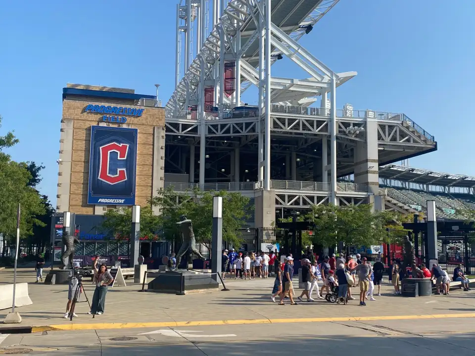 1_Progressive Field