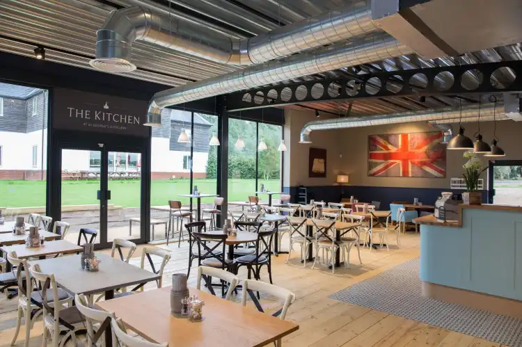 Hotels in Roudham and Larling
