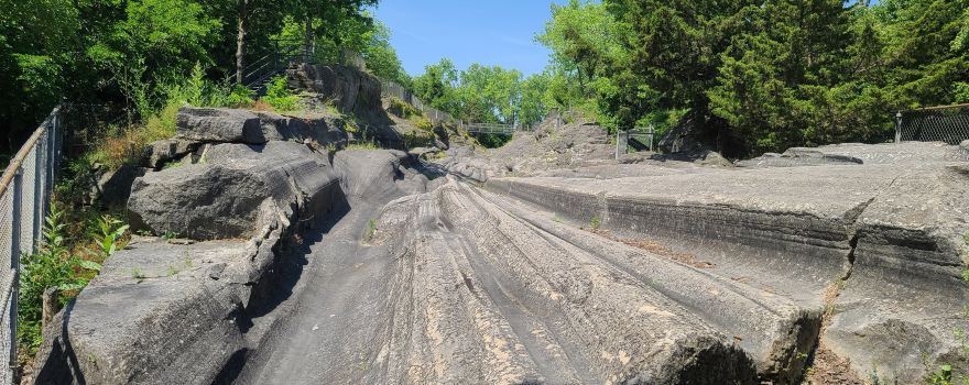 Glacial Grooves State Memorial