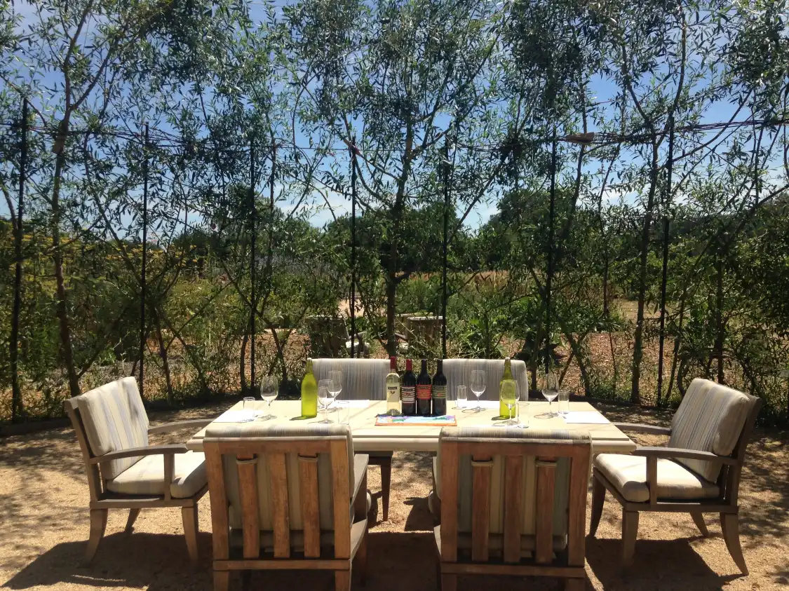 Hotels near DaVero Farms & Winery