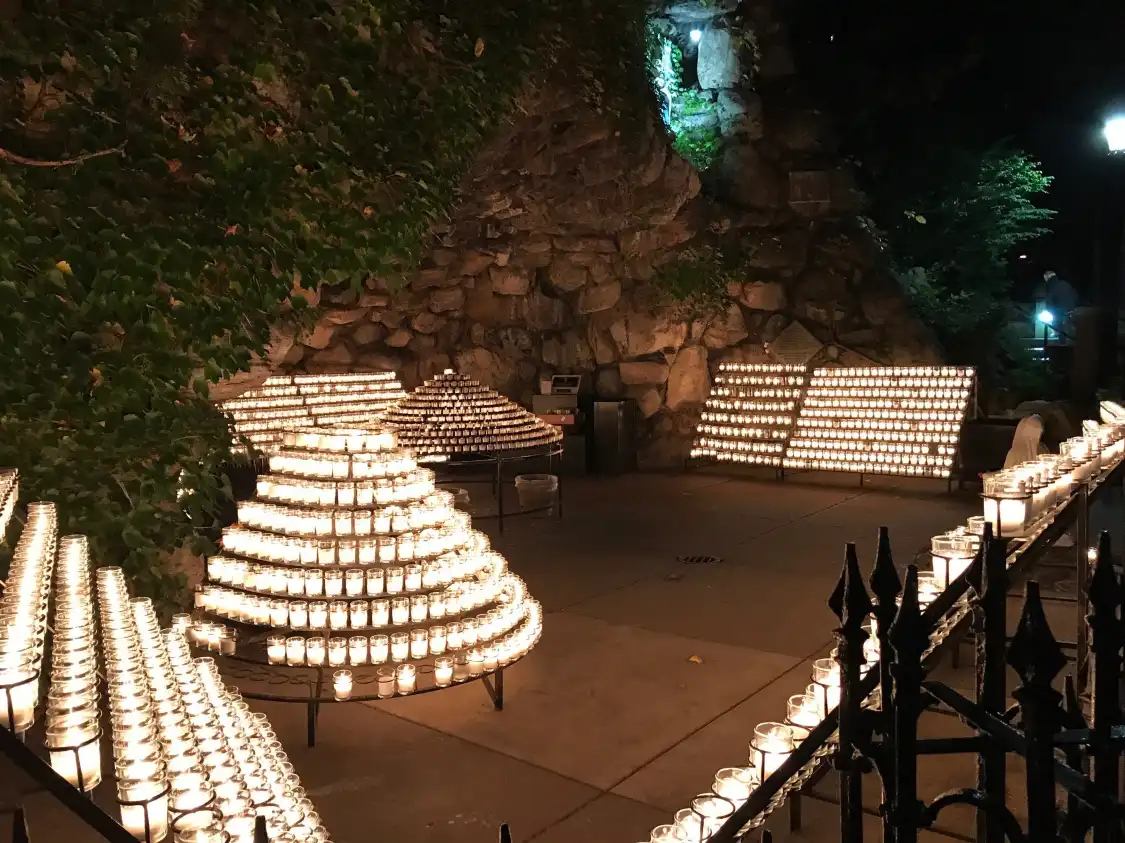 Hotels near Grotto of Our Lady of Lourdes